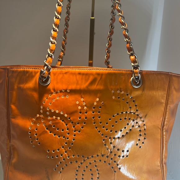 Authentic Chanel Tote - Picture 3 of 16